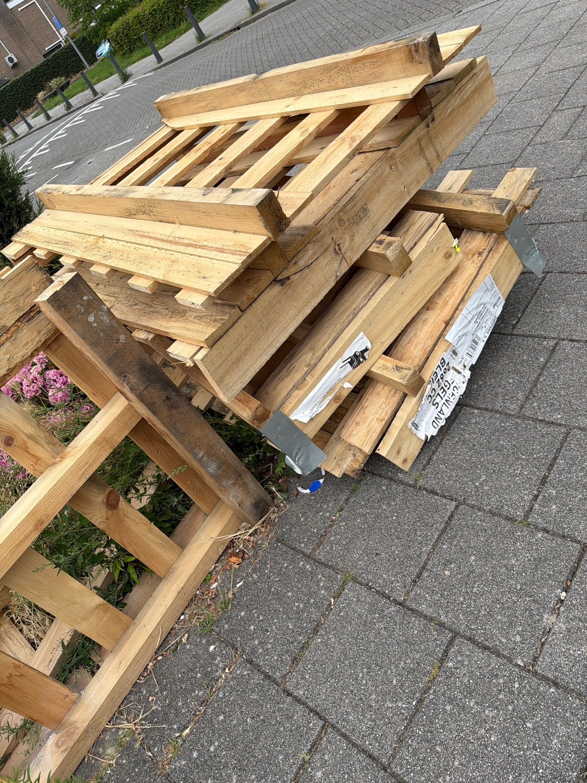 Gratis af te halen pallets, Doe-het-zelf en Verbouw, Gebruikt, 25 tot 50 mm, Ophalen of Verzenden, Pallet