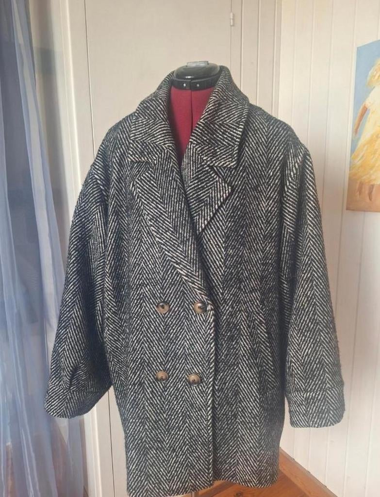 Nieuwe Summum wollen visgraat jas maat M maar valt als L/XL), Kleding | Dames, Summum, Ophalen of Verzenden, Nieuw, Maat 42/44 (L)