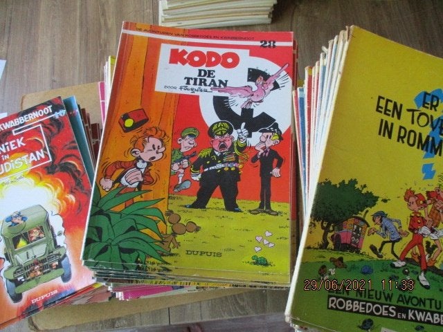 adv3854 robbedoes en kwabbernoot album reeks, Eén stripboek, Ophalen, Gelezen