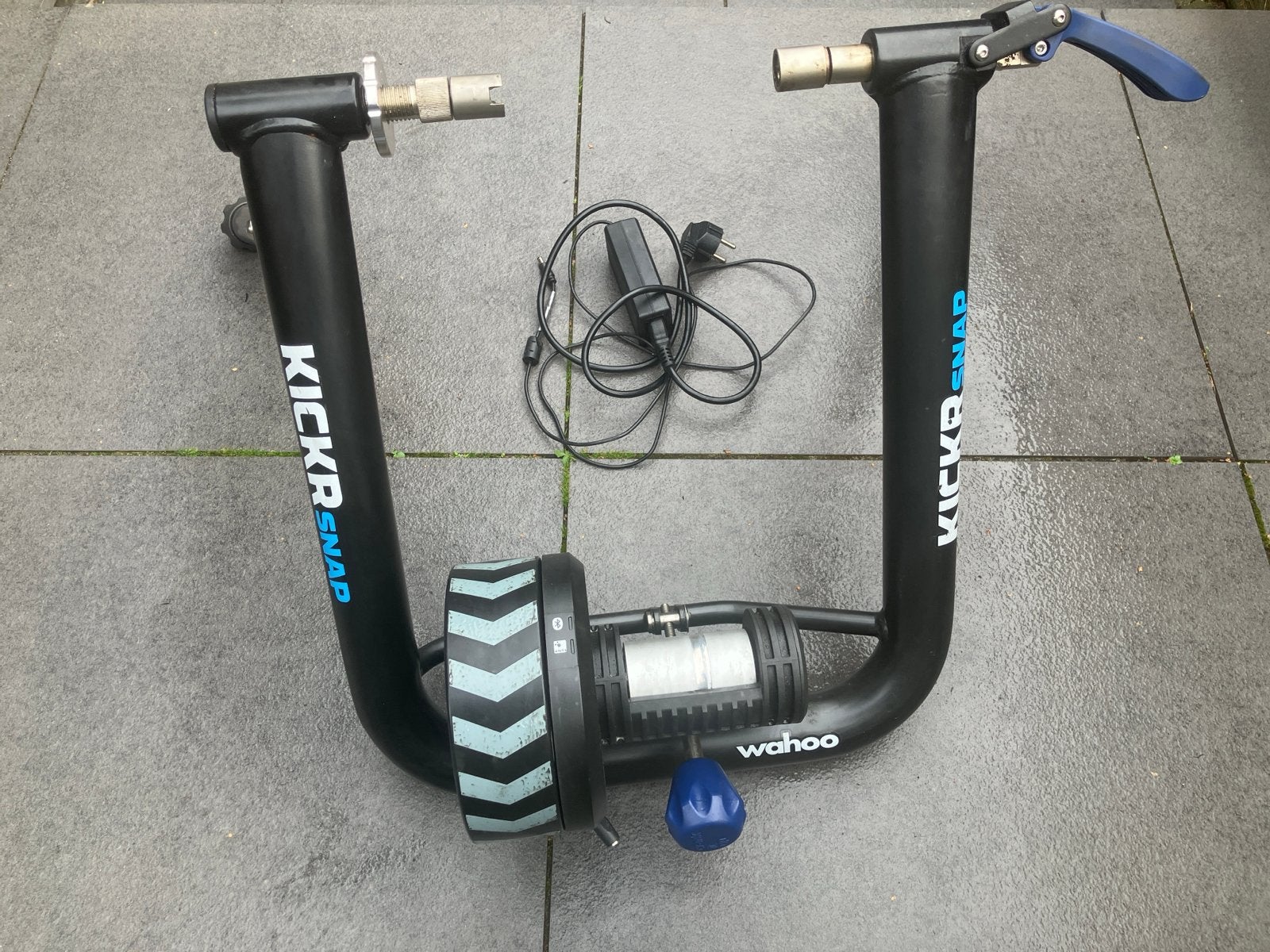 Wahoo KICKR SNAP Smart Trainer incl voorwielsteun, Ophalen, Gebruikt, Overig gereedschap