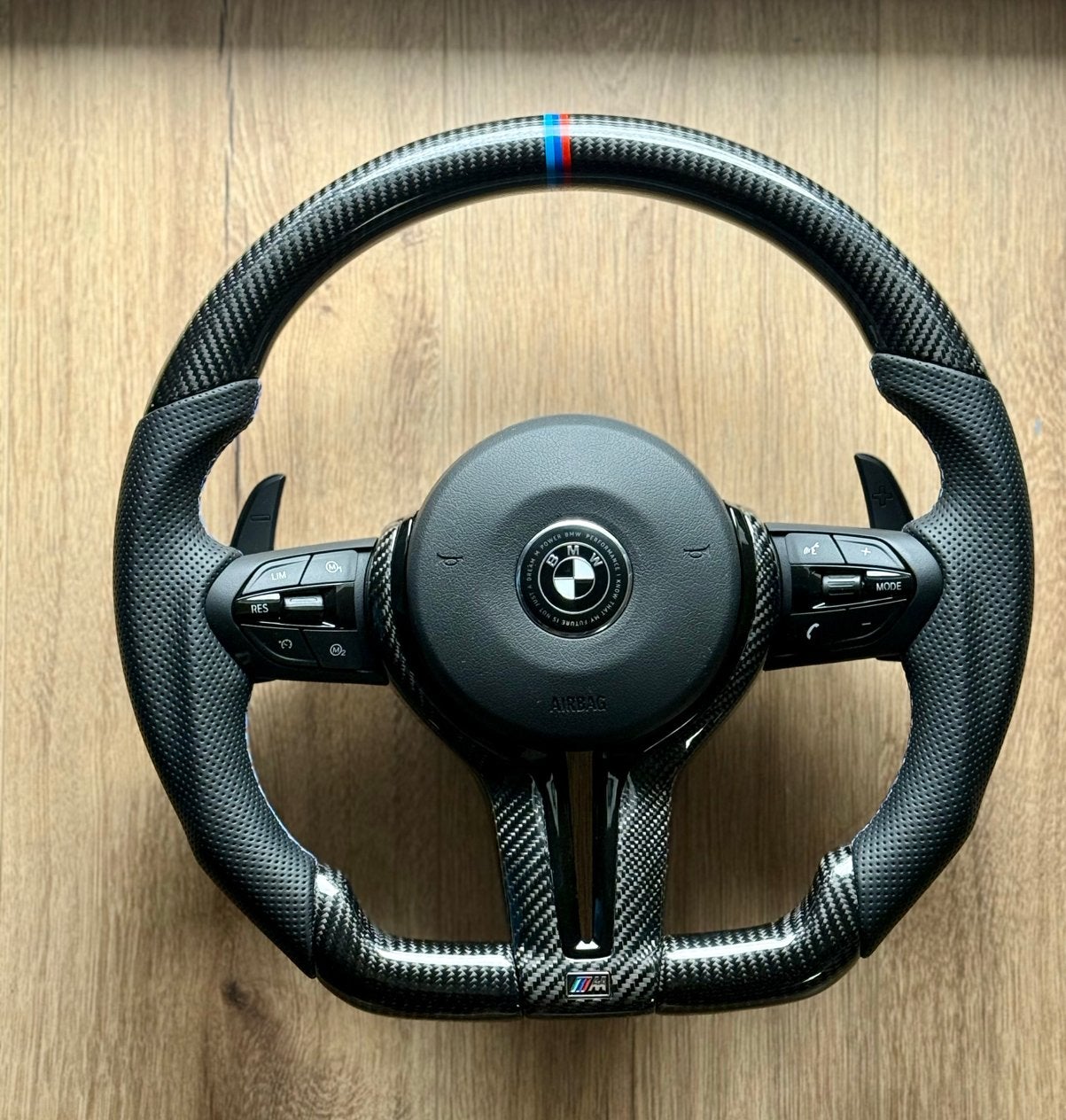 BMW Stuur met Airbag - Carbon Look en M-Performance Stiksels, Auto-onderdelen, Besturing, Ophalen of Verzenden, Nieuw, BMW