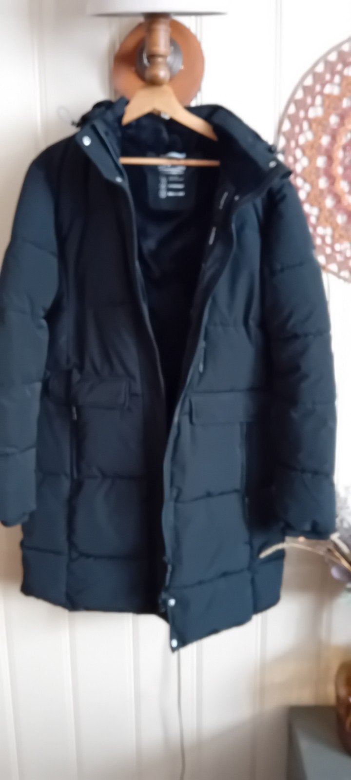 Kjelvik jas maat 44 (valt als 42) zwart, Kleding | Dames, Zwart, Maat 42/44 (L), Ophalen of Verzenden, Zo goed als nieuw