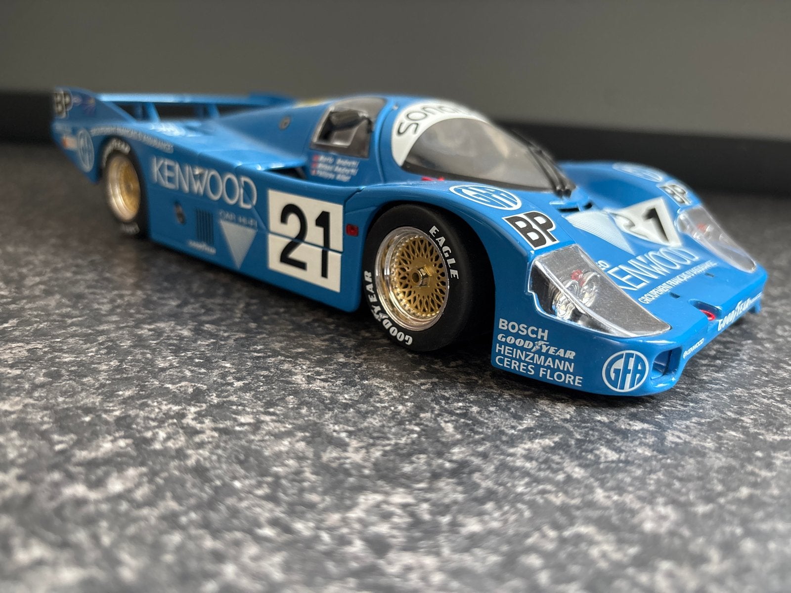 Schaalmodel 1:18 Porsche 962C Kenwood #21 Le Mans, Ophalen of Verzenden, Zo goed als nieuw, Auto, Overige merken