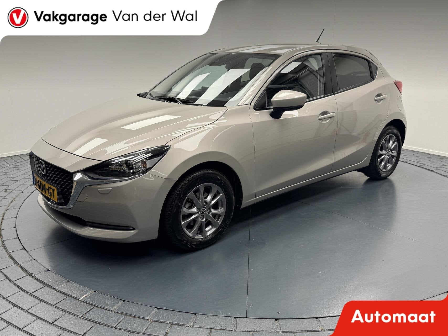 Mazda 2 1.5i Skyactiv-G Automaat-Navigatie-Cr.contr-Clima-Ca, Auto's, Stof, 4 cilinders, Origineel Nederlands, Bedrijf