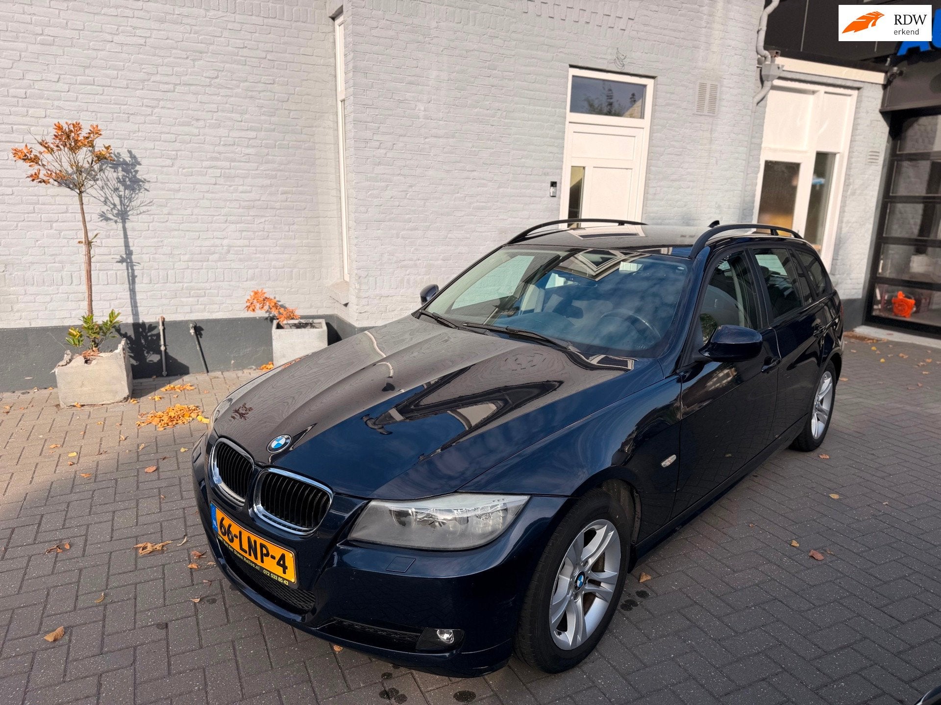 BMW 3-serie Touring 318i Business | ELEK TREKHAAK | NAVI |, Euro 5, Zwart, Blauw, Parkeersensor
