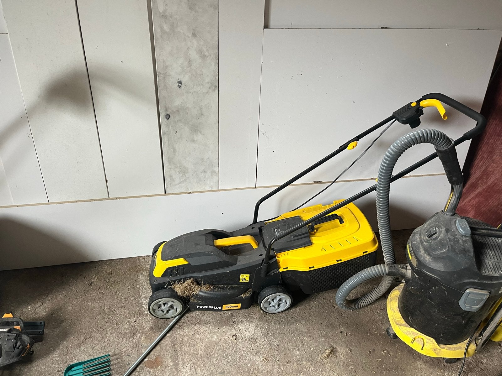 Powerplus Grasmaaiers en Kantjesmaaiers - Zo goed als nieuw, Ophalen, Zo goed als nieuw
