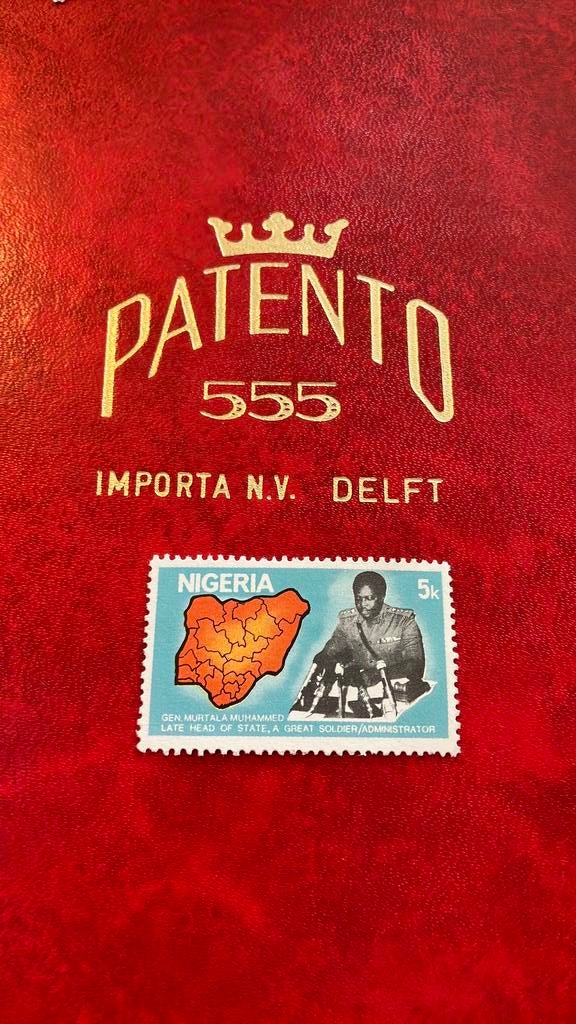 Postzegel nigeria late head of state, Ophalen of Verzenden, Verzamelalbum