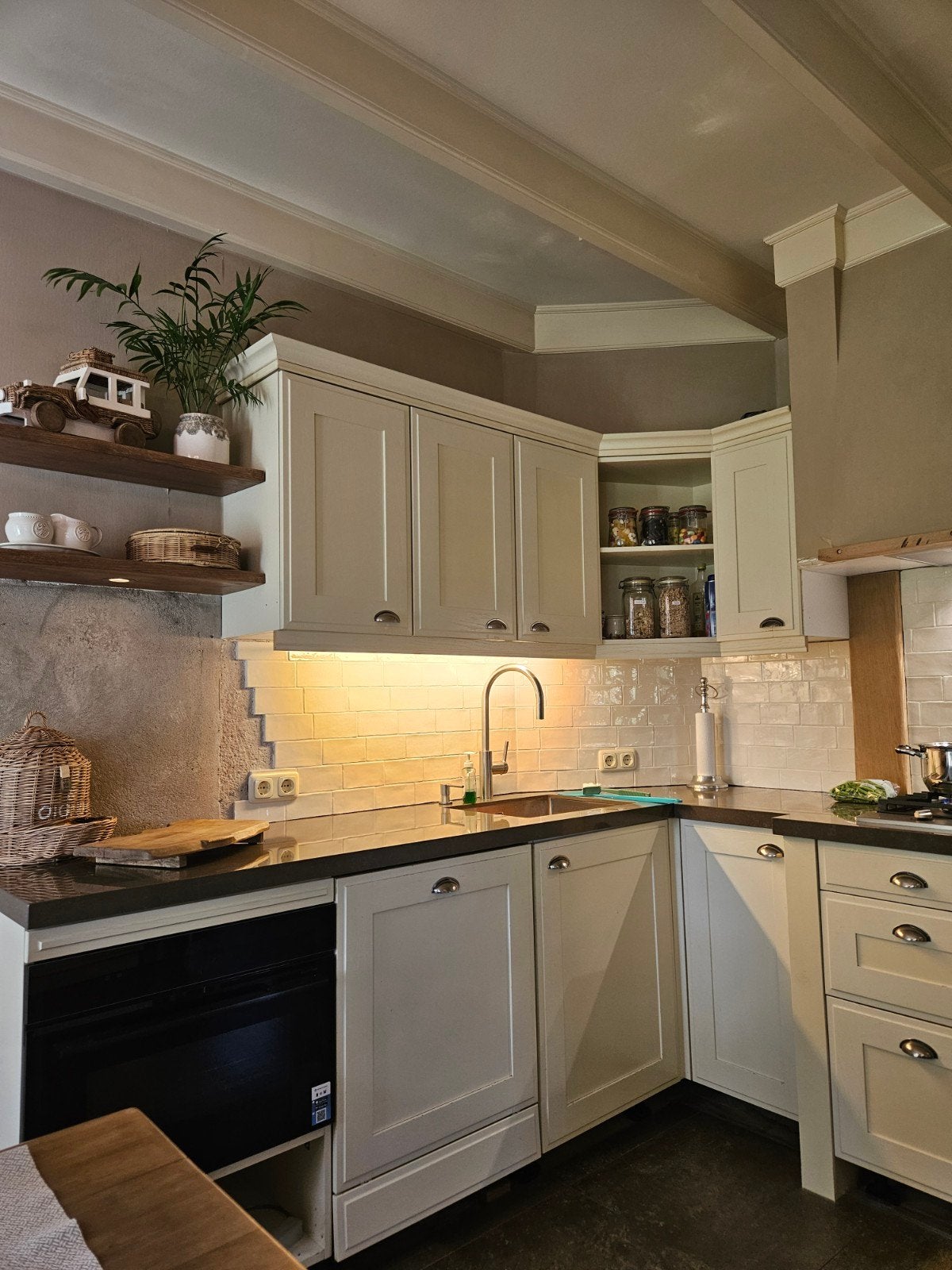 GEZOCHT! Piet Boon Porcelanosa Cream Glossy tegels, Keramiek, Minder dan 20 cm, Minder dan 5 m², Vloertegels