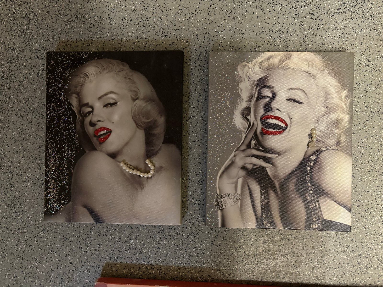 Set van 2 Marilyn Monroe Glitter Canvas Schilderijen, Minder dan 50 cm, Gebruikt, Ophalen of Verzenden, Schilderij