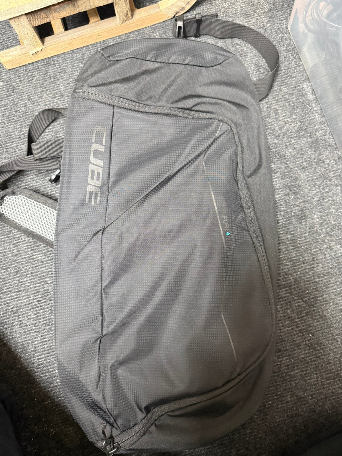 Cube tas, Ophalen of Verzenden, Zo goed als nieuw