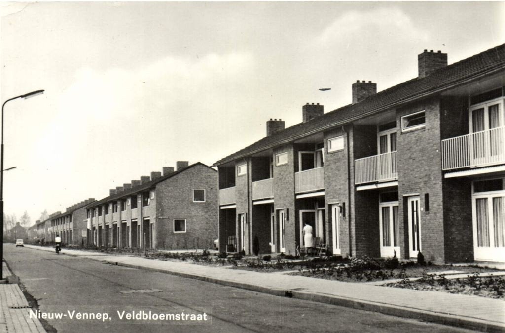 Nieuw-Vennep, Veldbloemstraat - 1968 gelopen, Verzenden, 1960 tot 1980, Gelopen, Noord-Brabant