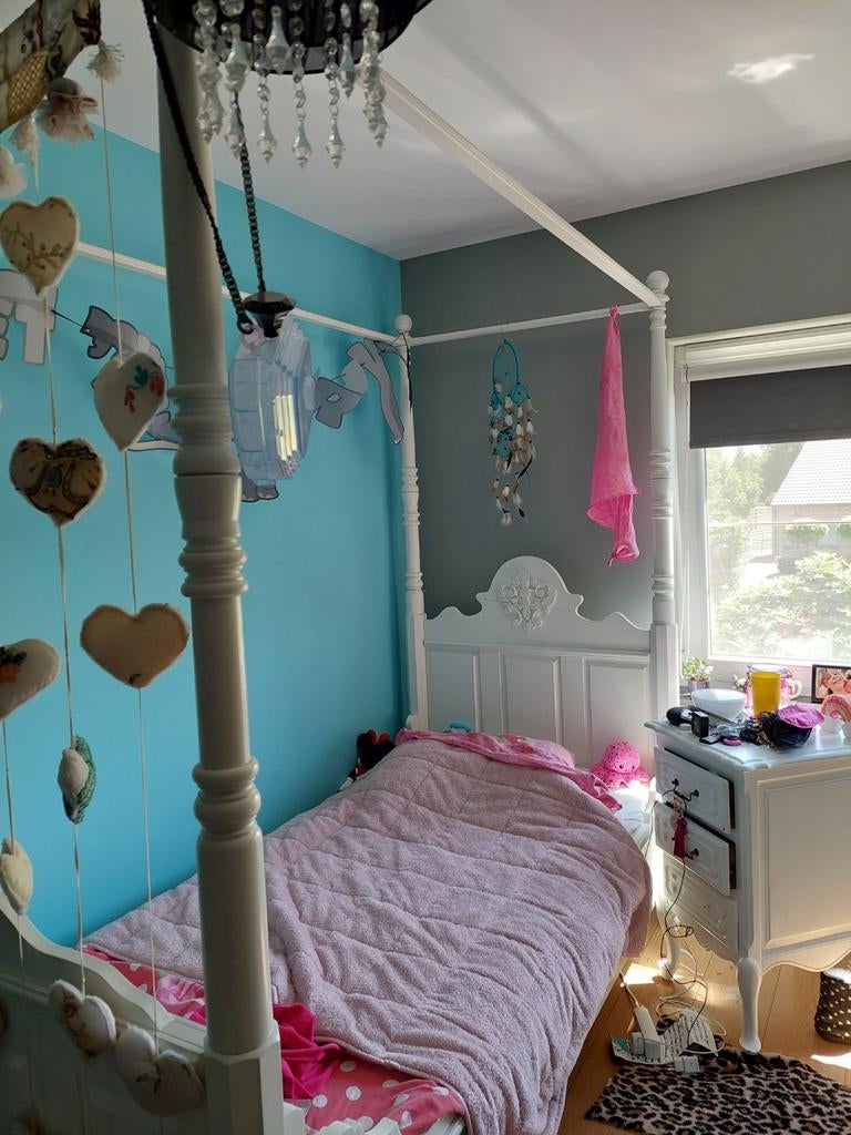 Mooi Hemelbed incl. Lattenbodem - Ophalen Lommel, Ophalen, 90 cm, Eenpersoons, Wit