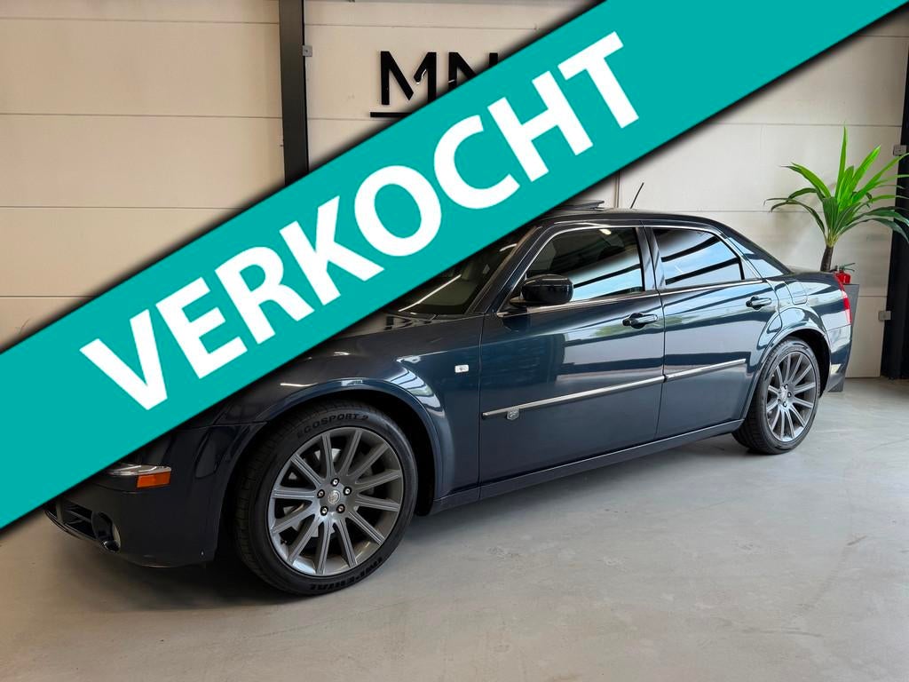 Chrysler 300C 3.0 V6 CRD|SRT DESIGN|PANO|PDC|VOL OPTIE!, Auto's, Chrysler, Automaat, Gebruikt, Zwart, Blauw