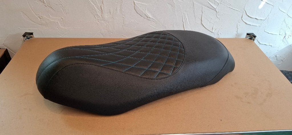 Zadel SYM Fiddle 2 - Bugatti Stitch, SANYANG Deutschland GmbH, Info@sym-motor.de, SYM, Ophalen of Verzenden