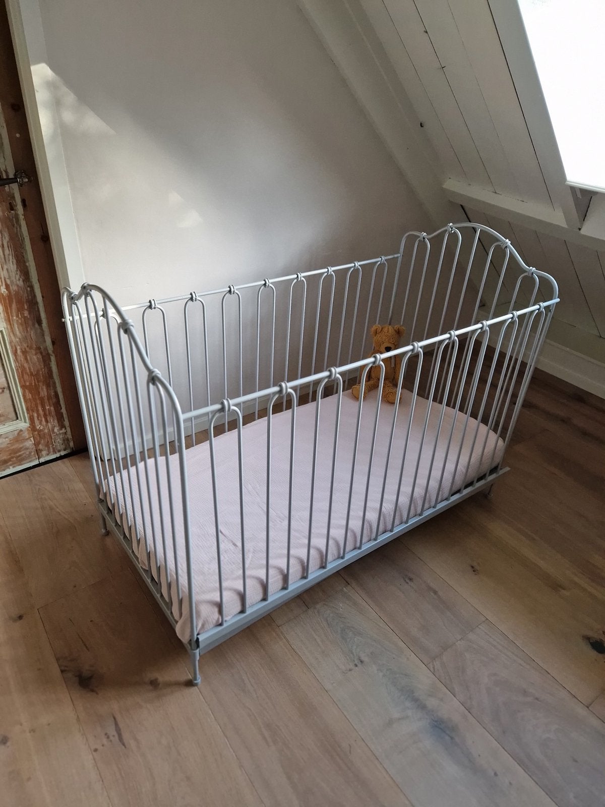 Gietijzeren ledikant, peuterbed 120x60 cm, Kinderen en Baby's, Babywiegjes en Ledikanten, Ophalen, Zo goed als nieuw, Ledikant