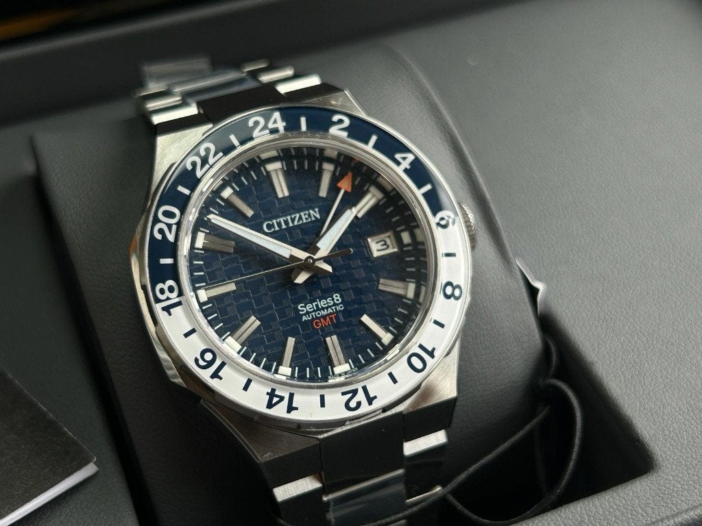 Citizen Series 8 GMT Automatic 🔺 NB6034-58L 🔺 Nieuw € 1225, Staal, Staal, Nieuw, Ophalen of Verzenden