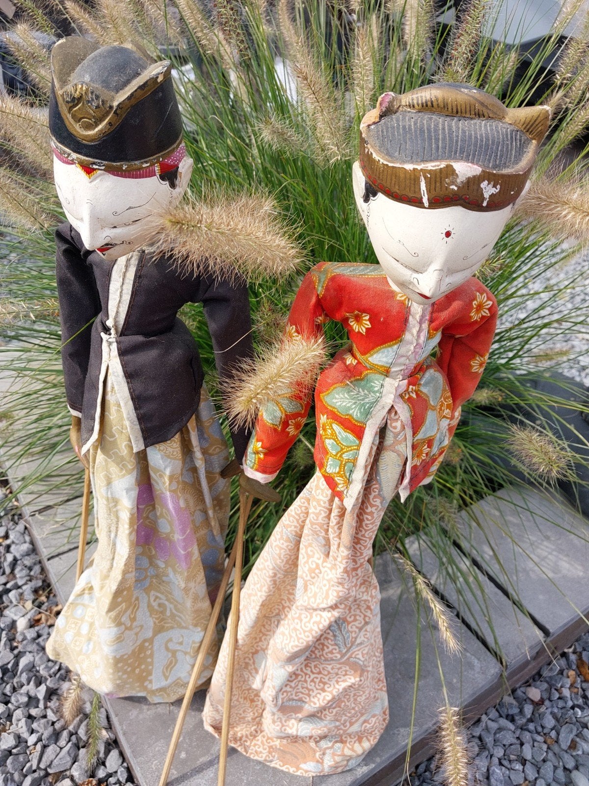 Set van 2 Indonesische Wayang Golek poppen, Antiek en Kunst, Geschilderd, Indonesië, Meerkleurig, Pop