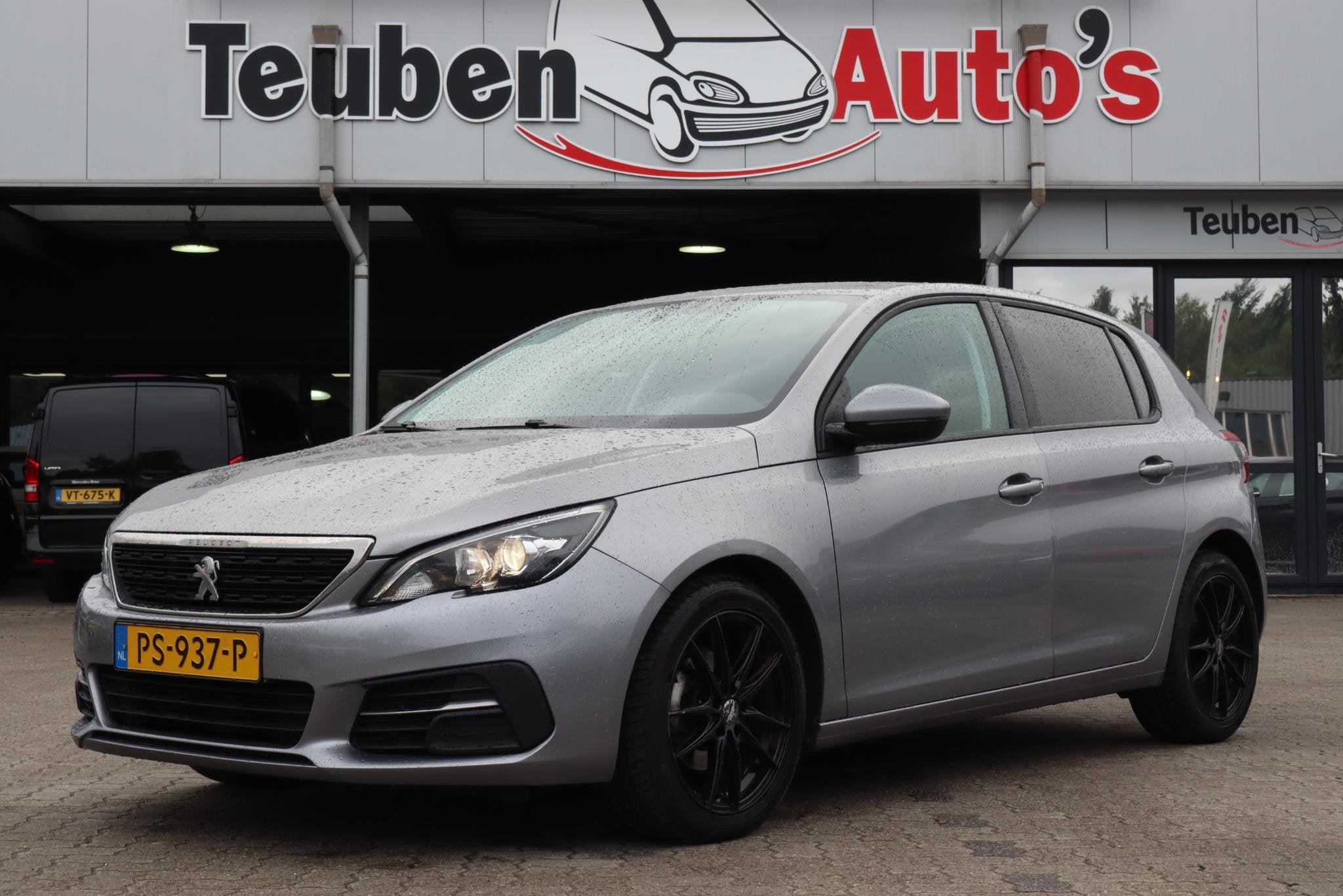Peugeot 308 1.6 BlueHDi Blue Lease | Apple Carplay/Android A, Voorwielaandrijving, 1160 kg, Stof, Gebruikt