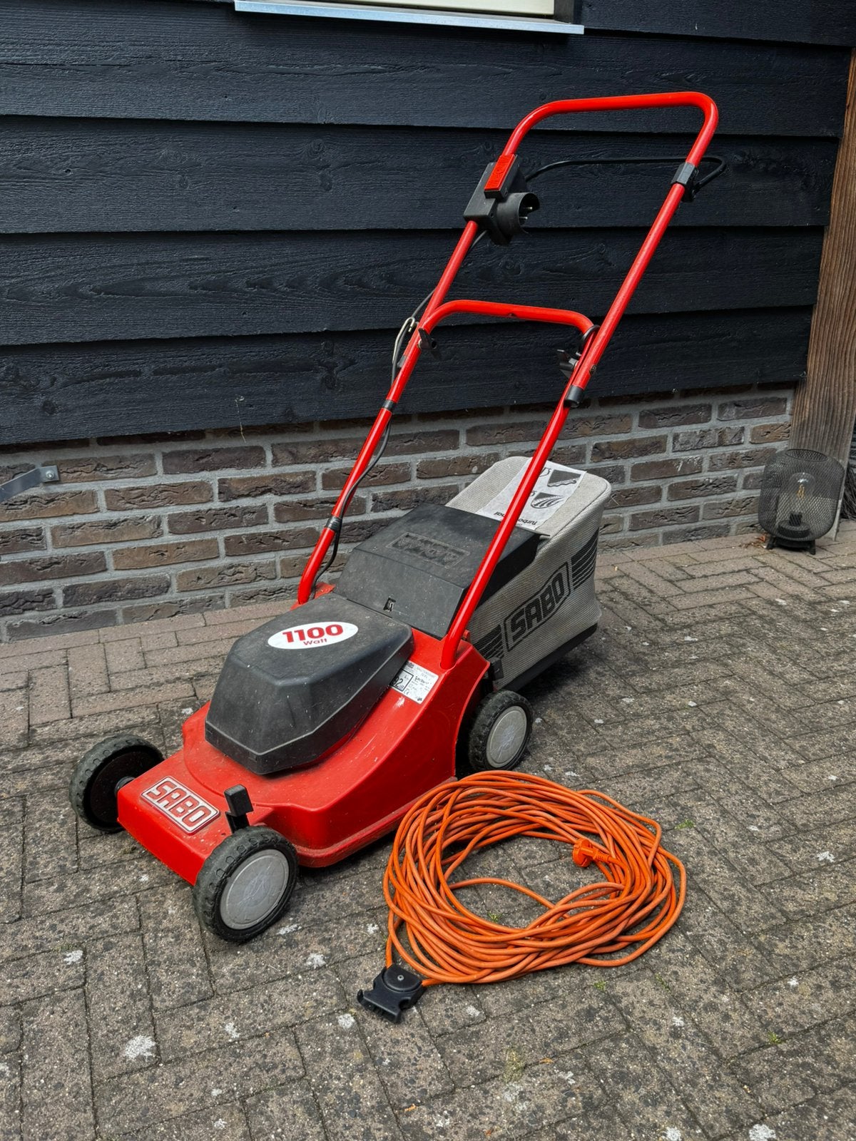 SABO 32-EL Turbo-Star elektrische grasmaaier 1100W, Tuin en Terras, Grasmaaiers, Ophalen, Cirkelmaaier, Gebruikt, Elektrische grasmaaier
