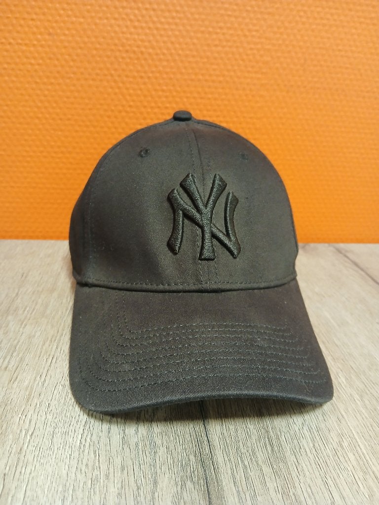 New York Yankees pet, Ophalen of Verzenden, New Era, Gedragen, Pet