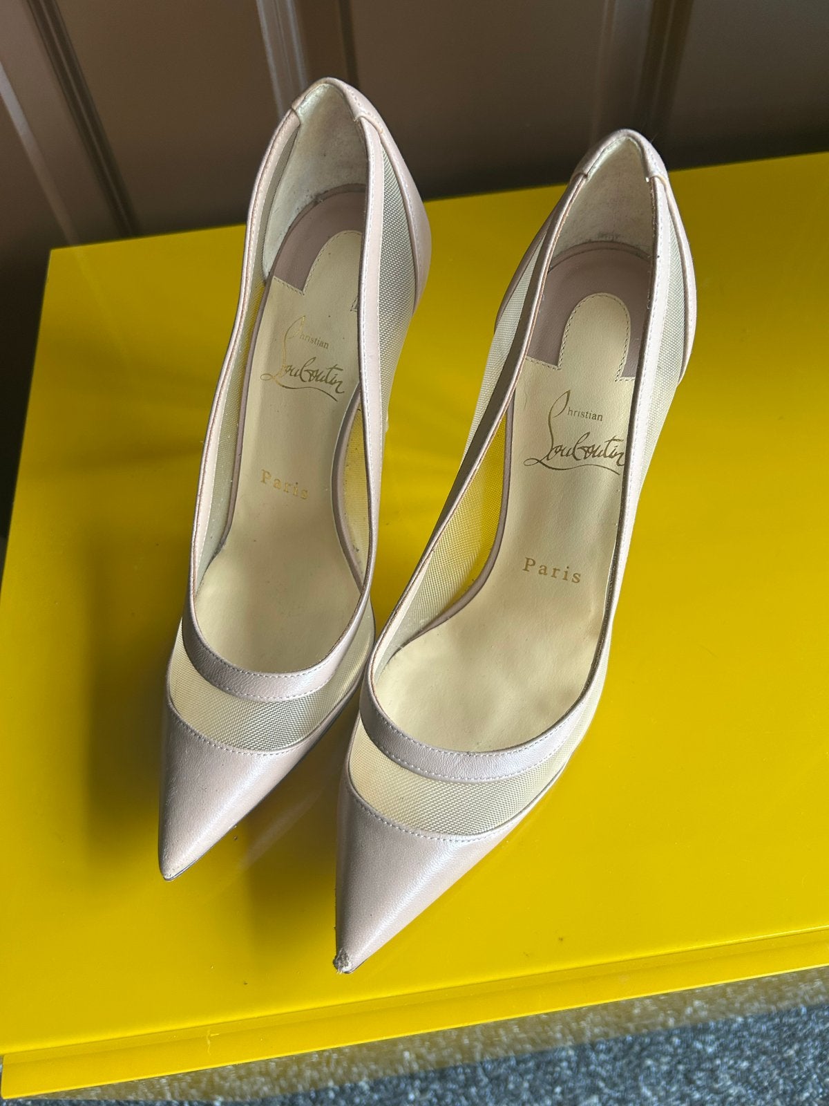 Christian Louboutin Pumps - Maat 38.5, Ophalen, Gedragen, Beige, Pumps