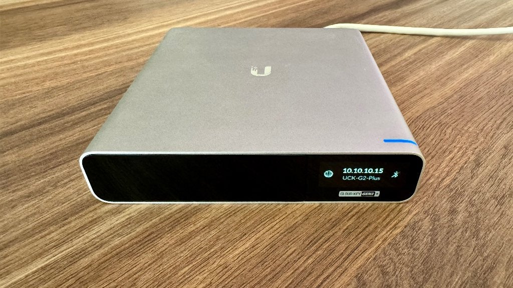 Ubiquiti UniFi Cloud Key Gen2 Plus (UCK-G2-Plus) | 500GB SSD, Ophalen, Zo goed als nieuw