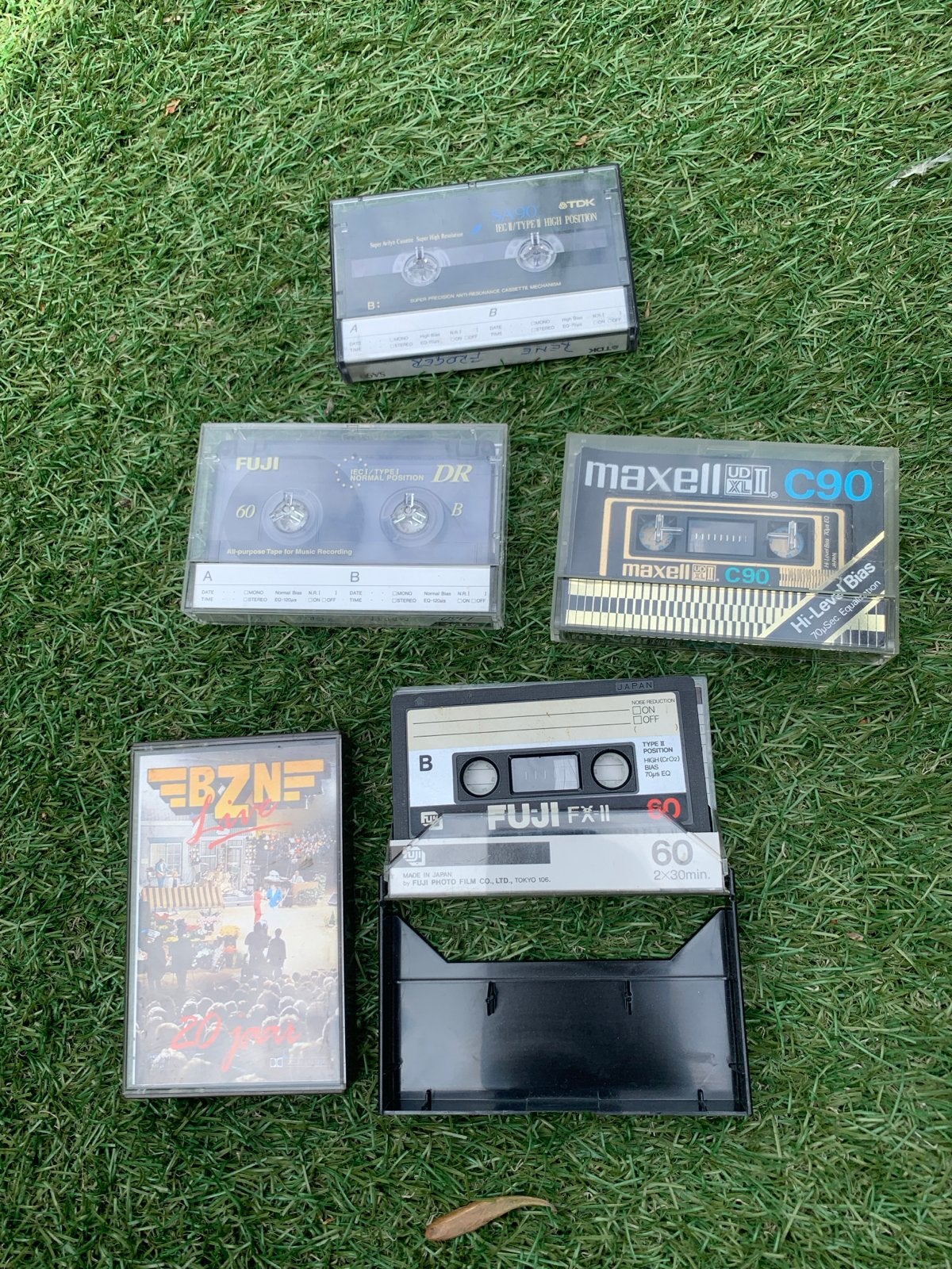 BZN Live - 20 Jaar cassettebandje en 4 lege bandjes, Cd's en Dvd's, Cassettebandjes, Gebruikt, 2 t/m 25 bandjes, Ophalen of Verzenden