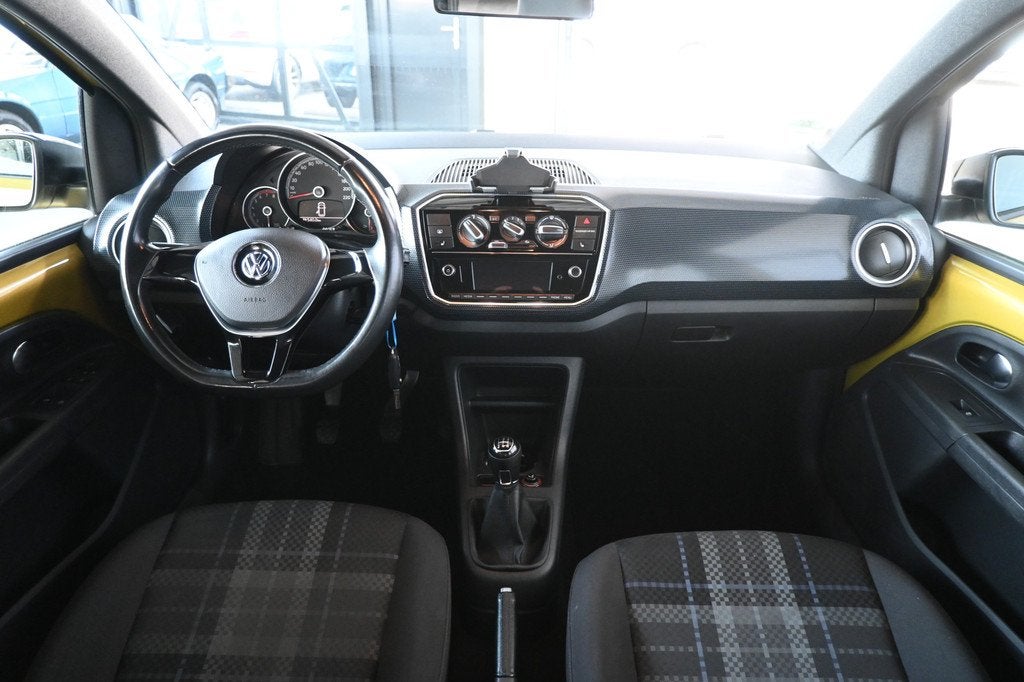 Volkswagen up! 1.0 BMT CLUB High Up! Airco Stoelverwarming L, Auto's, Stof, Gebruikt, Met garantie (alle), 23 km/l