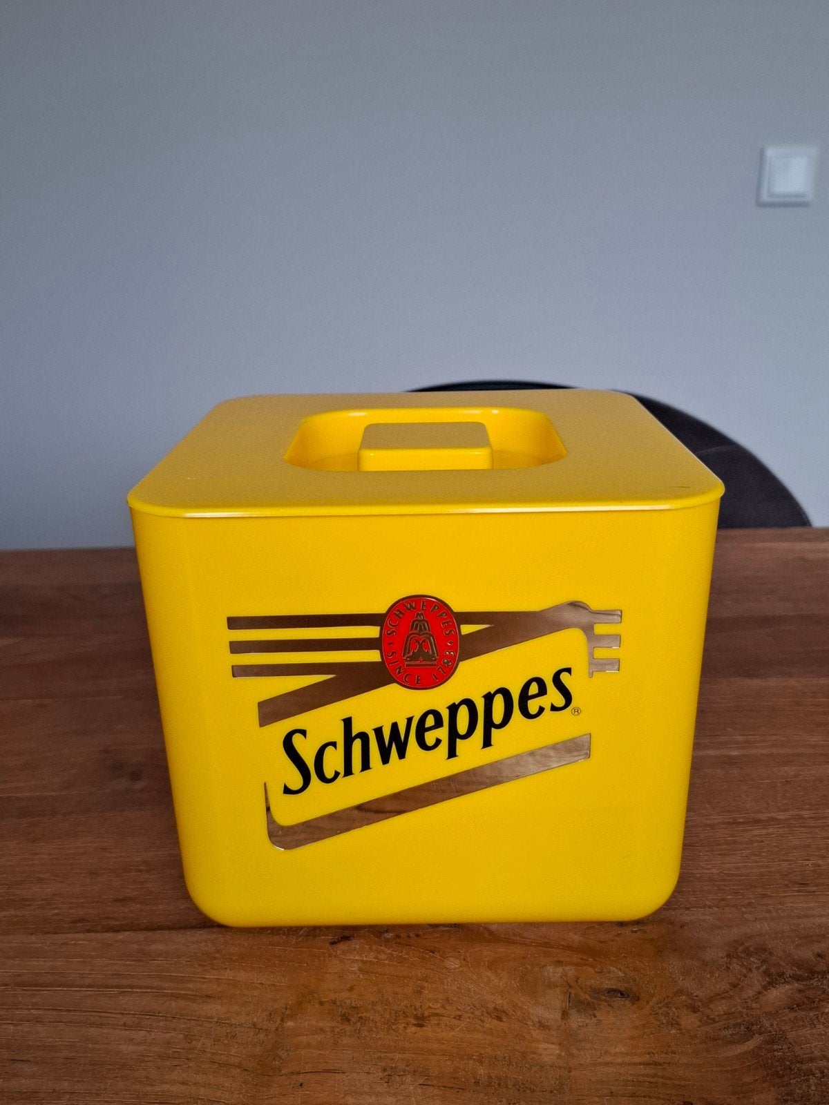 Retro Schweppes IJsblokjeshouder / IJsemmer, Ophalen of Verzenden, Huis en Inrichting