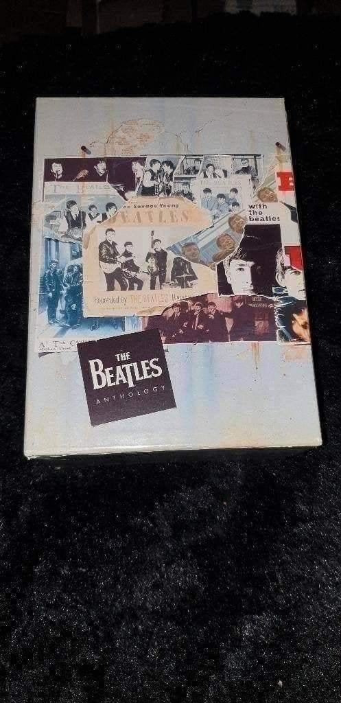 Te koop dvd box Beatles antholigy, Gebruikt, Alle leeftijden, Boxset, Muziek en Concerten