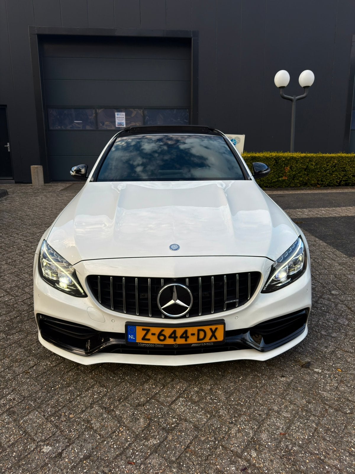 Mercedes-Benz C-Klasse AMG C63 C63S PANO || BURMESTER || VOL, Automaat, Achterwielaandrijving, Wit, Particulier