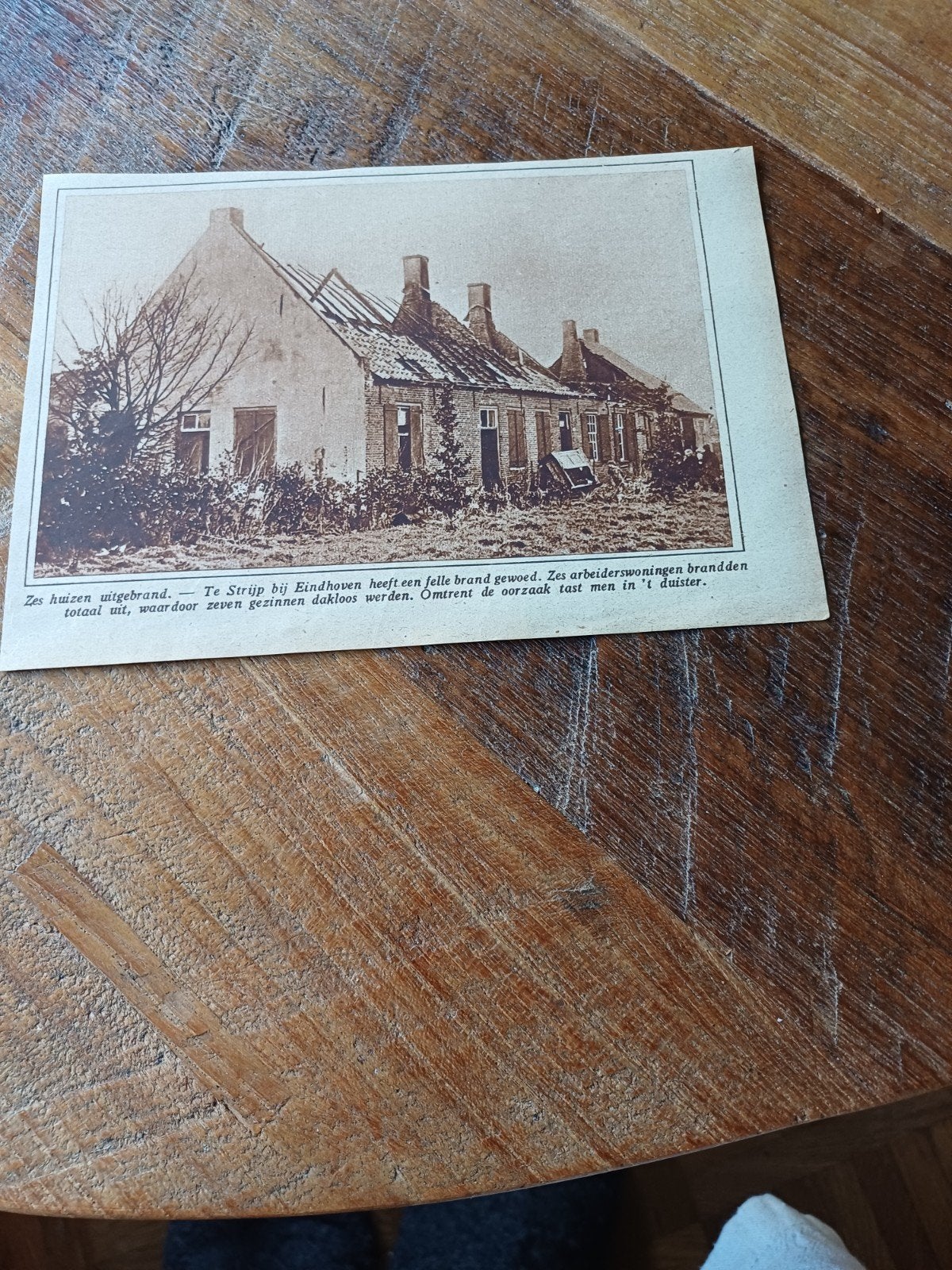 knipsel brand 6 hiizen Strijp 1927, Ophalen of Verzenden, 1920 tot 1940, Knipsel(s)