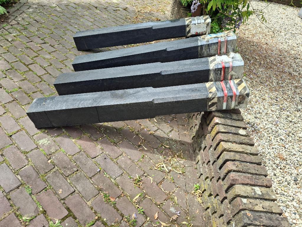 Kunststof diamantkoppaal 4 stuks, Ophalen, Nieuw, Minder dan 180 cm, Palen