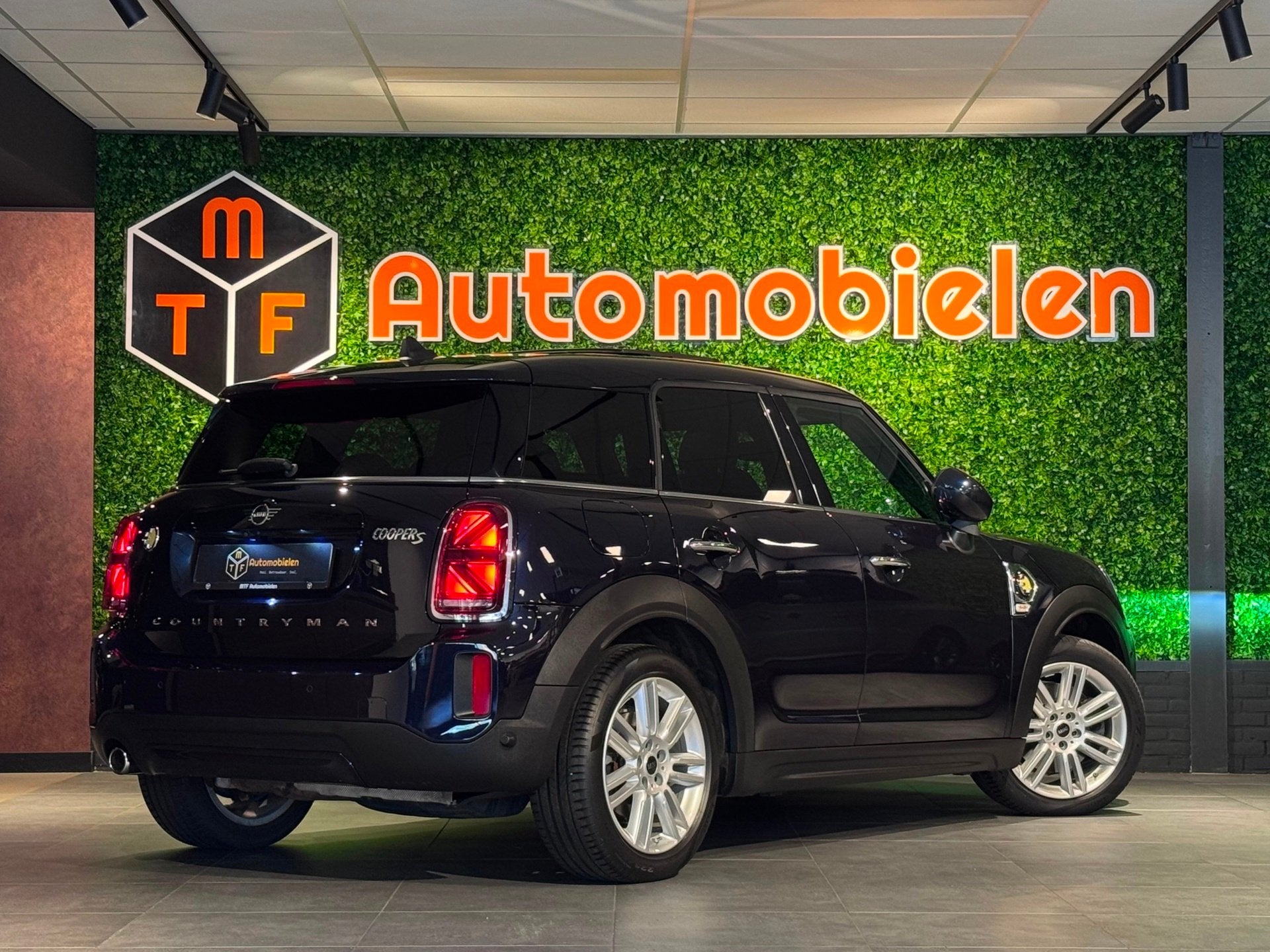 MINI Countryman 1.5 Cooper S E ALL4 220PK |PANO|CAMERA|MEMOR, Auto's, Mini, Automaat, Dealer onderhouden, Gebruikt, Met garantie (alle)