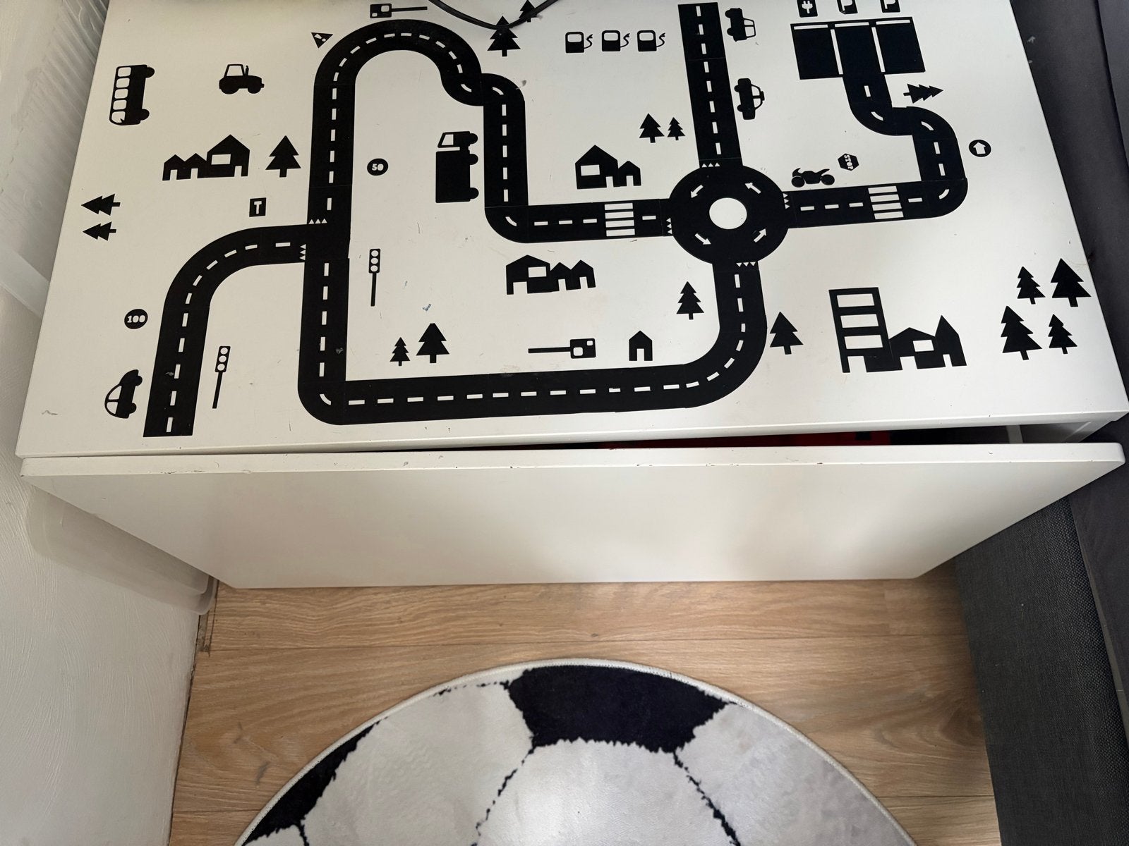 2x IKEA SMÅSTAD Speelgoedkist met bank, waarvan 1 met autost, Ophalen, Gebruikt, Jongen of Meisje
