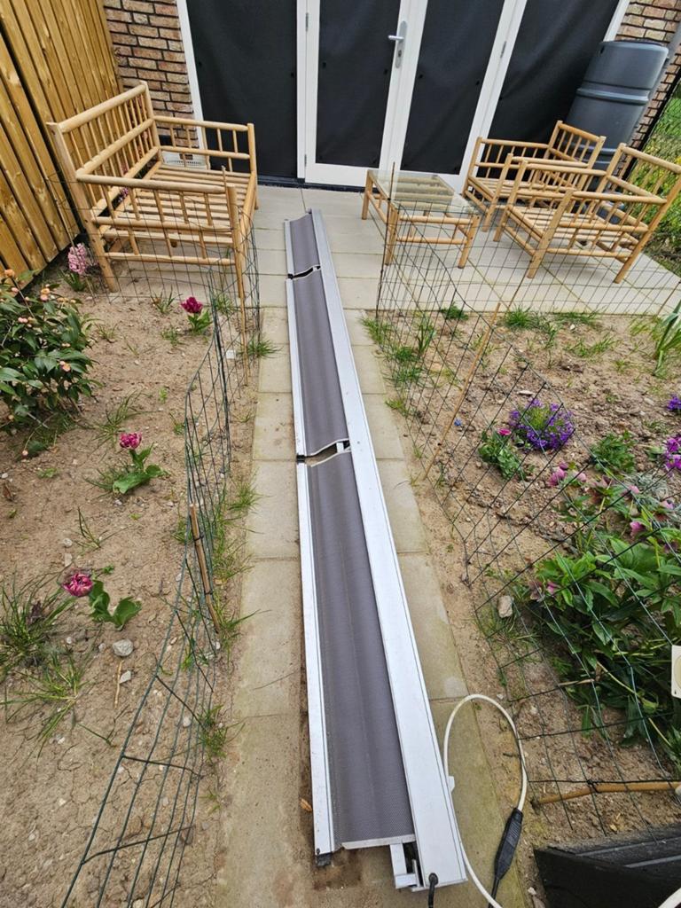 Elektrisch aluminium screen 367 cm, 150 tot 300 cm, Ophalen, Elektrisch