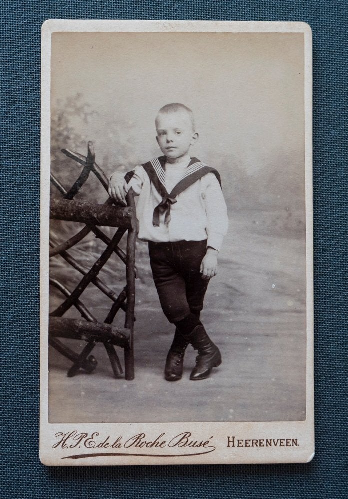 Carte de Visite - Jongen - Heerenveen Friesland, Verzamelen, Foto's en Prenten, Gebruikt, Verzenden, Foto, Voor 1940