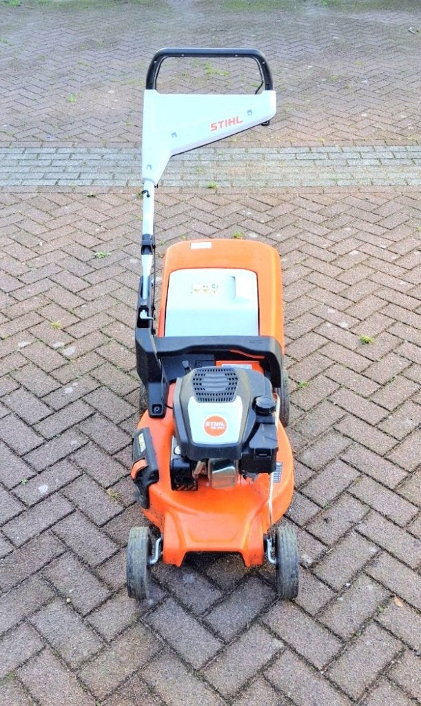 Stihl RM 248 nog geen jaar oud, Tuin en Terras, Ophalen, Cirkelmaaier, Stihl, Mulchfunctie