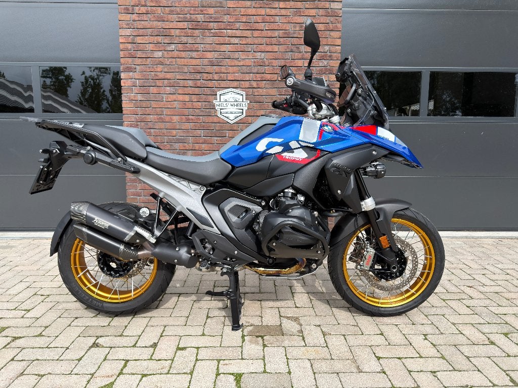 BMW R 1300 GS Trophy 2025 | Full Option | 3.340 km I Akra, Motoren, 2 cilinders, Occasion, Motorrijbewijs A, Meer dan 35 kW