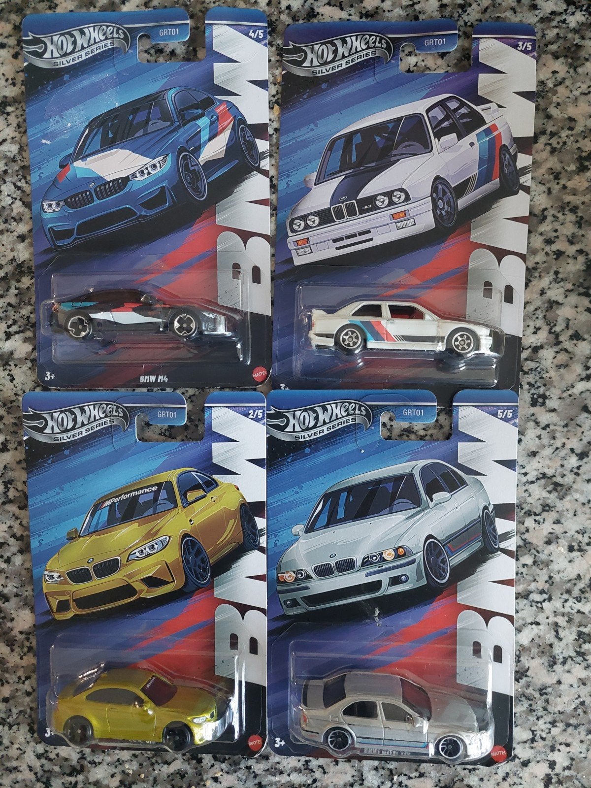 BMW , HOTWHEELS SERIES : BMW 4 MODELLEN., Ophalen of Verzenden, Zo goed als nieuw, Auto