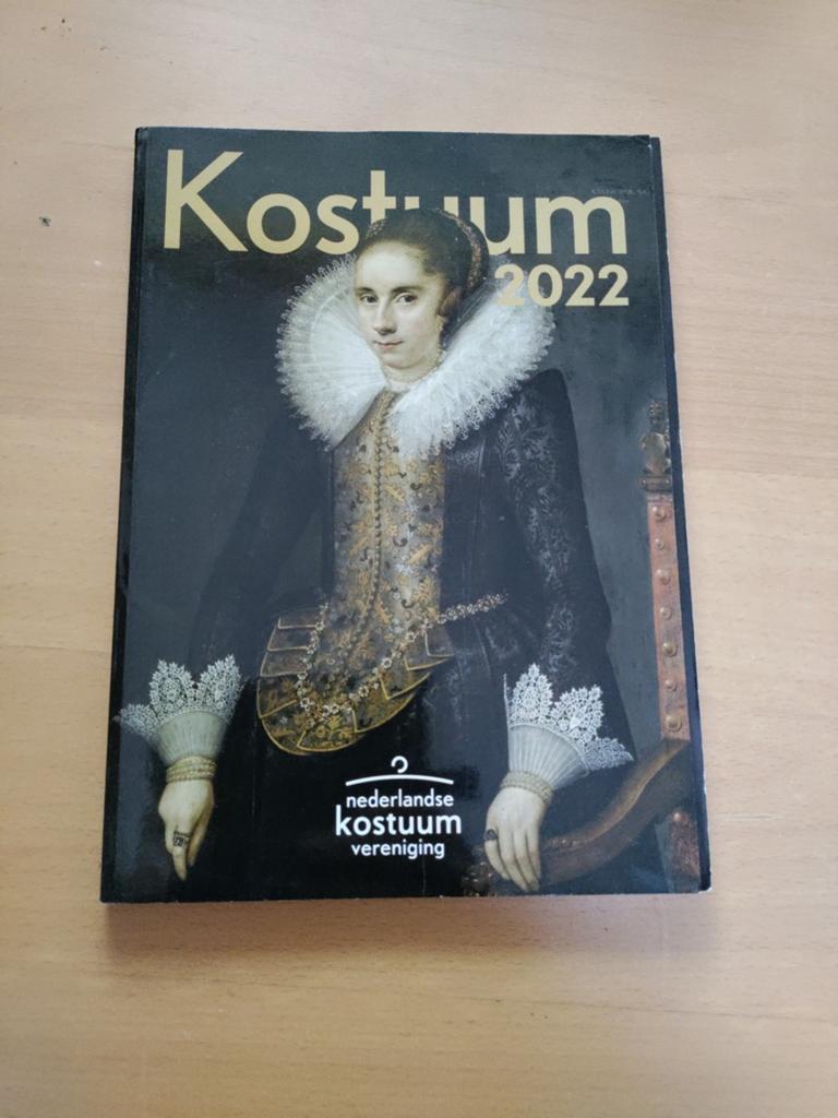 Kostuum 2022 - Nederlandse Kostuumvereniging Jaarboek, Verzenden, Zo goed als nieuw, Nederlandse Kostuumvereniging, Nederland