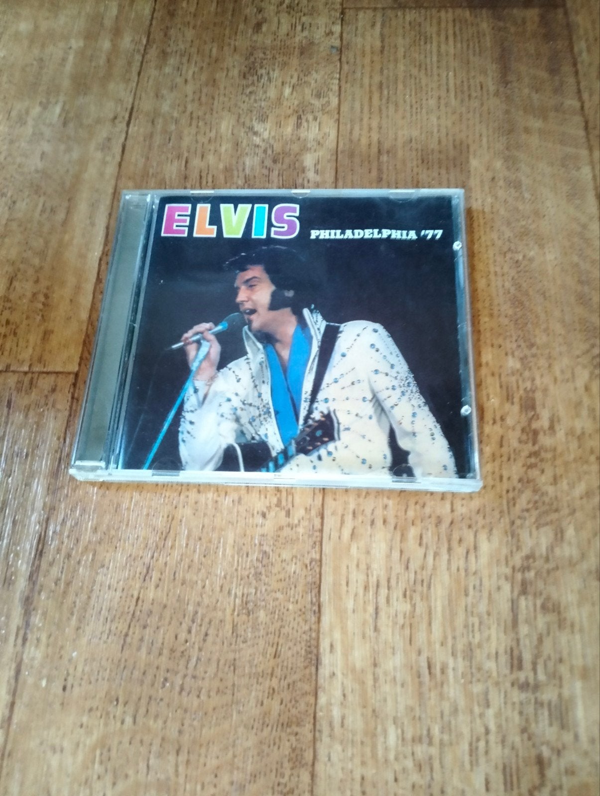elvis Presley cd in jewelcase " PHILADELPHIA '77 ", Ophalen of Verzenden, Zo goed als nieuw