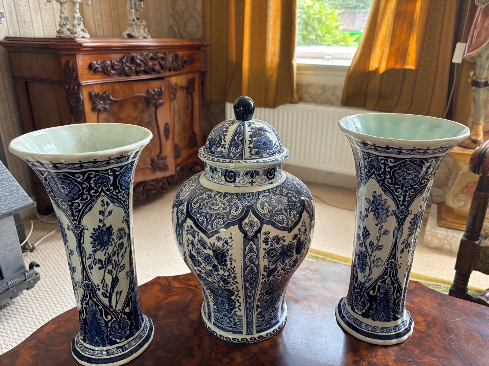 3-delig Delfts blauw kaststel Boch Belgium / Royal Sphinx, Ophalen