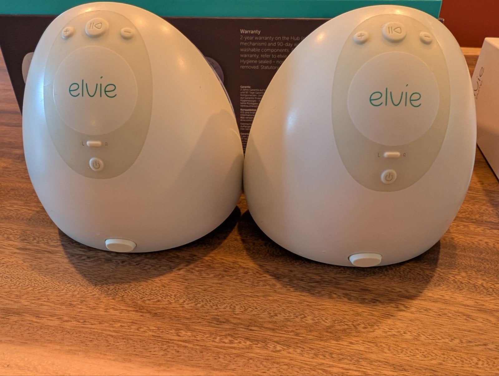 Foto 3 van Elvie Pump Dubbele Elektrische Borstkolf + Accessoires
