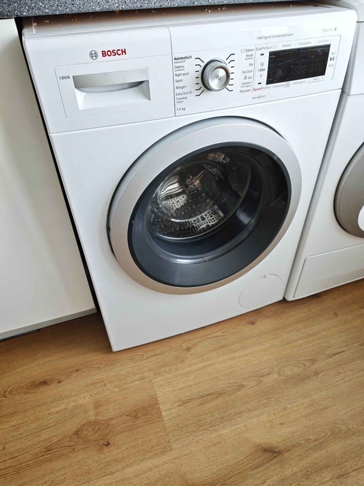 Bosch WAW32642NL - Wasmachine - 9 kg - 1600 tpm - i-DOS, 8 tot 10 kg, Ophalen, 1600 toeren of meer, 85 tot 90 cm