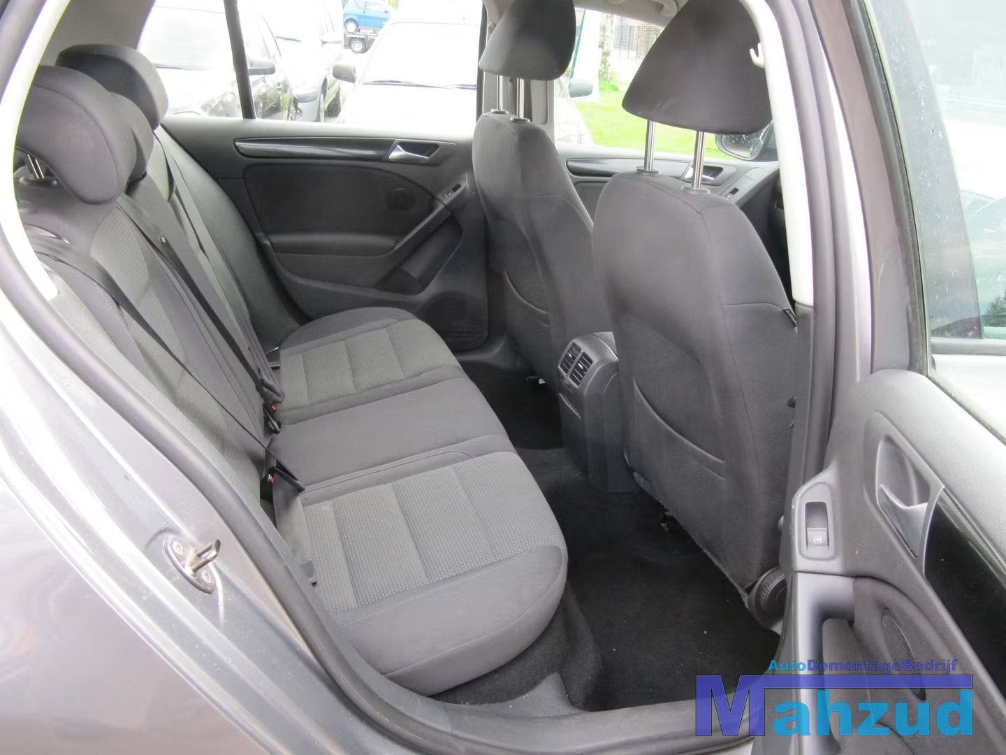 GOLF 6 INTERIEUR STOF COMPLEET ZWART GRIJS (5 deurs), Auto-onderdelen, Gebruikt, Volkswagen, Volkswagen AG, Berliner Ring 2
38440  Wolfsburg, DE