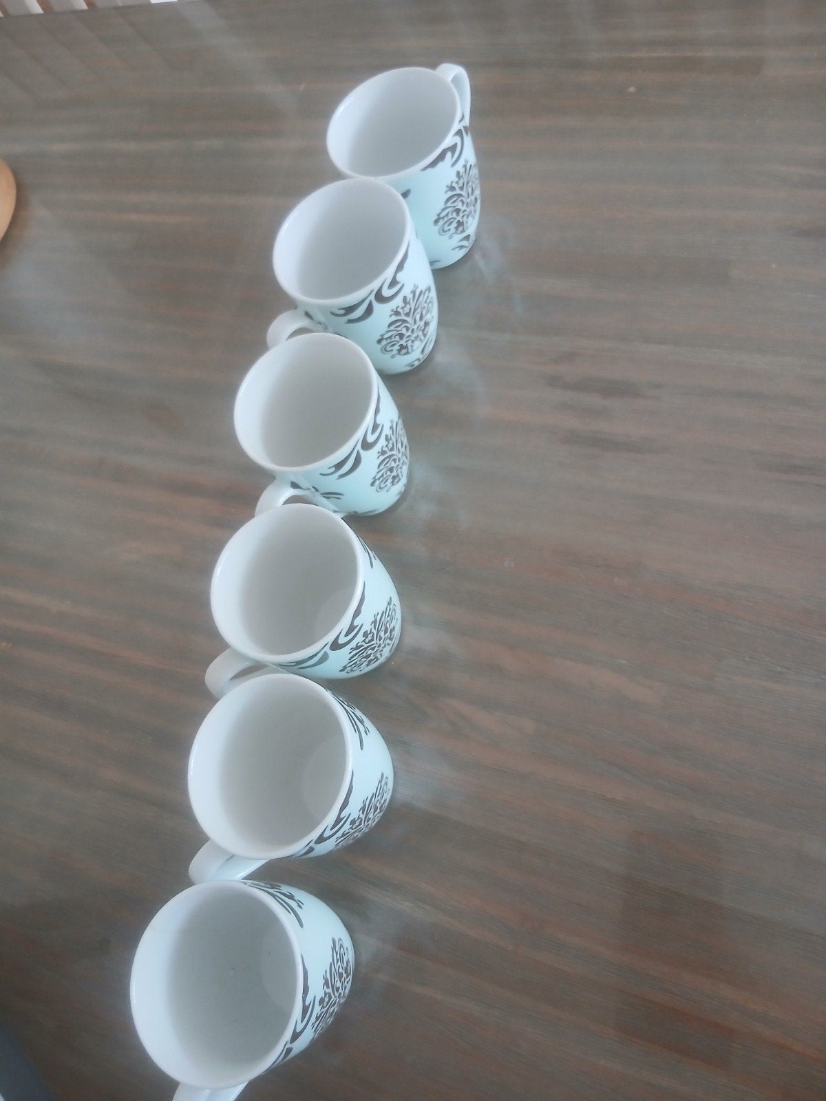 Set van 6 lichtblauwe mokken barok patroon, Gebruikt, Keramiek, Overige stijlen, Mok
