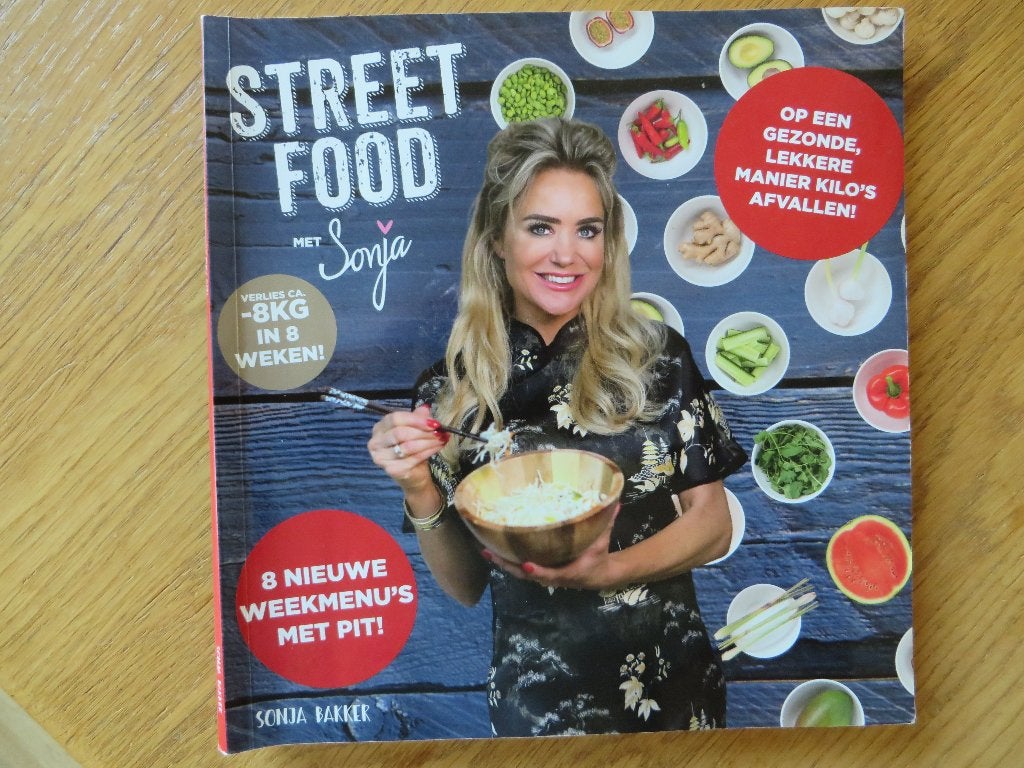 Sonja bakker : Streetfood, Ophalen of Verzenden, Zo goed als nieuw
