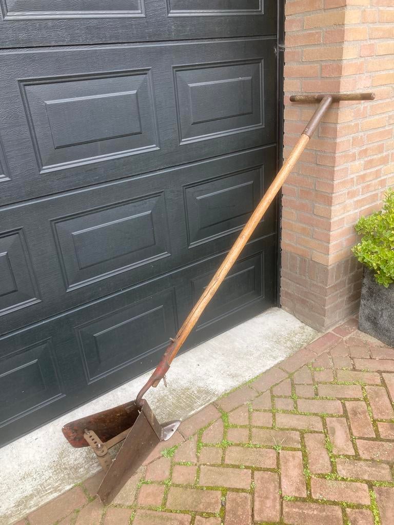 Antieke geulentrekker, Tuin en Terras, Hand-tuingereedschap, Ophalen, Gebruikt, Overige soorten