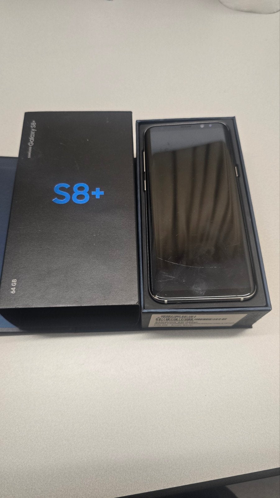 Samsung Galaxy S8+ - Gebarsten en defect, Telecommunicatie, Mobiele telefoons | Samsung, Ophalen of Verzenden